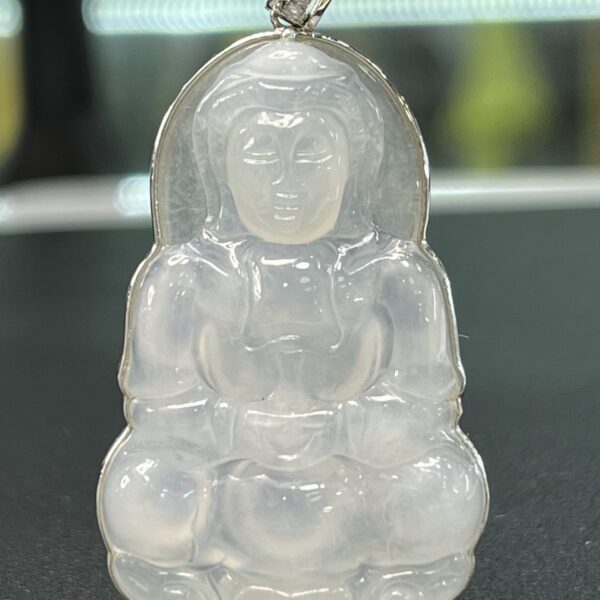 翡翠,玉,觀音,玉觀音,觀音菩薩,菩薩玉,玉器,翡翠A貨,玉吊墜,香港翡翠,翡翠介紹,翡翠價格,冰種翡翠,糯冰種翡翠,翡翠飾品,翡翠鑑定證,翡翠玉石,翠色,天然翡翠,玉石,緬甸翡翠,翡翠觀音,翡翠吊墜,