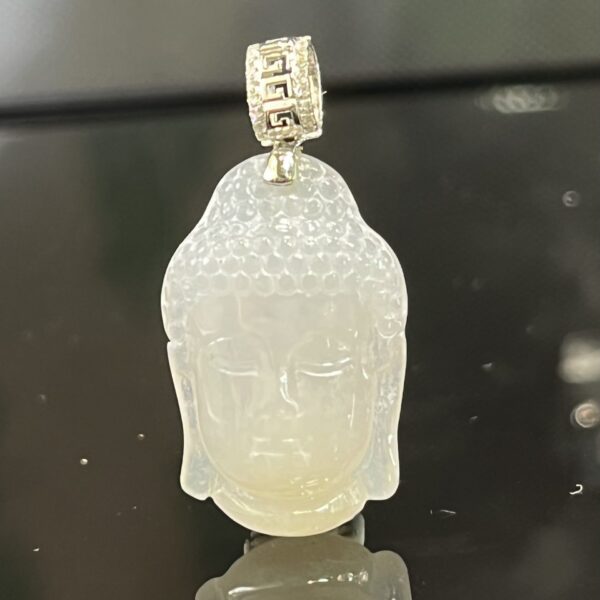 翡翠,玉,大日如來,釋迦牟尼,佛祖,玉佛,玉器,翡翠吊墜,翡翠A貨,玉吊墜,香港翡翠,翡翠介紹,冰種翡翠,糯冰種翡翠,翡翠飾品,翡翠鑑定證,翡翠玉石,翠色,天然翡翠,玉石,
