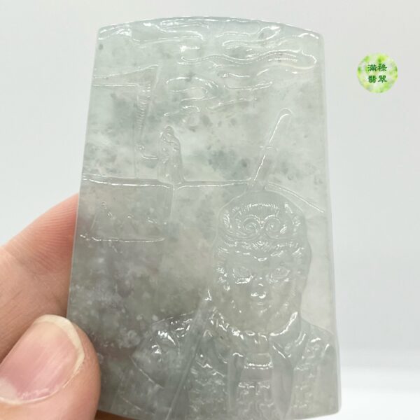 翡翠A貨玉器雪花棉玉美猴王翡翠吊墜 頭戴紫金冠 一身傲骨一朝成佛 金甲換袈裟 橫笑天涯