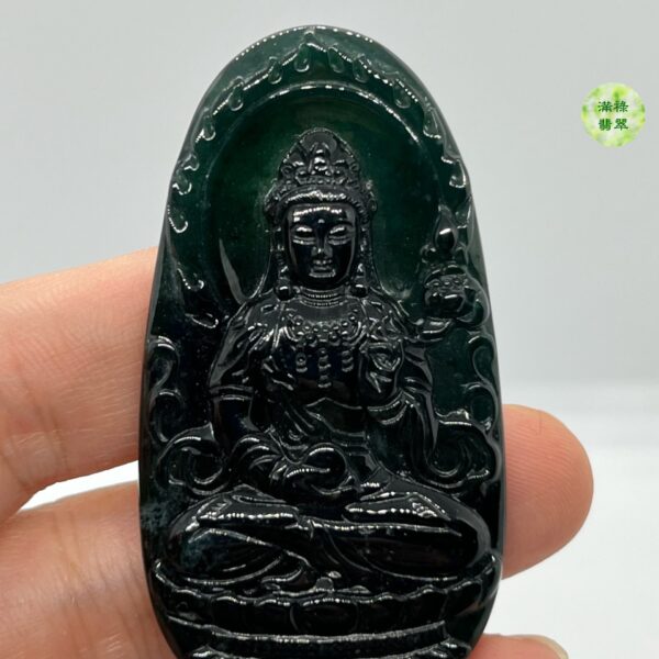 翡翠A貨玉器玉墨翠玉觀音翡翠吊墜 含蓄內斂又略帶威嚴 乃真正的雅士也