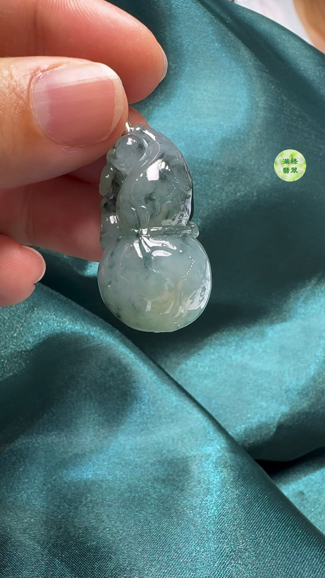 翡翠A貨玉器葫蘆吊墜 34-18-14mm 1 翡翠A貨玉器葫蘆吊墜 34-18-14mm