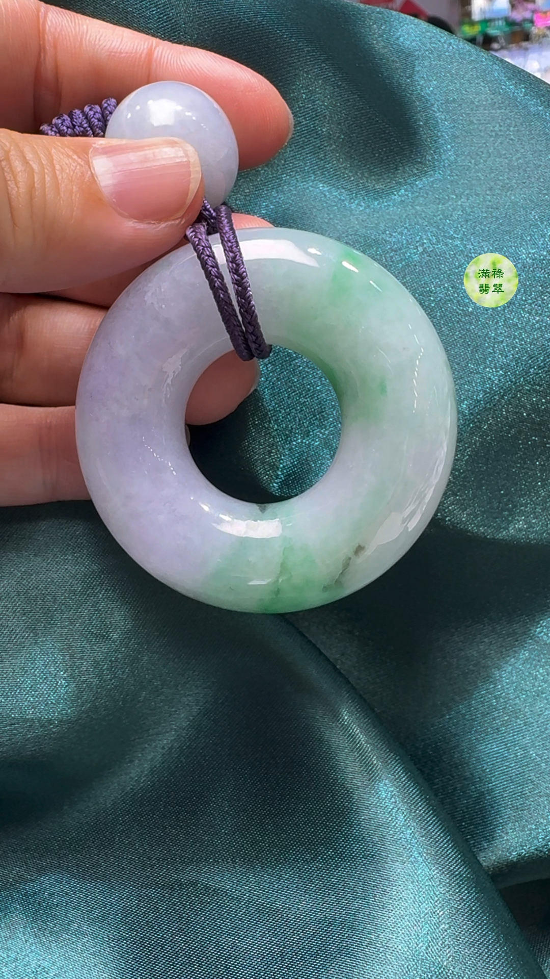 翡翠A貨玉器平安環 49-14mm 配珠18-13mm 2 翡翠A貨玉器平安環 49-14mm 配珠18-13mm - Image 2