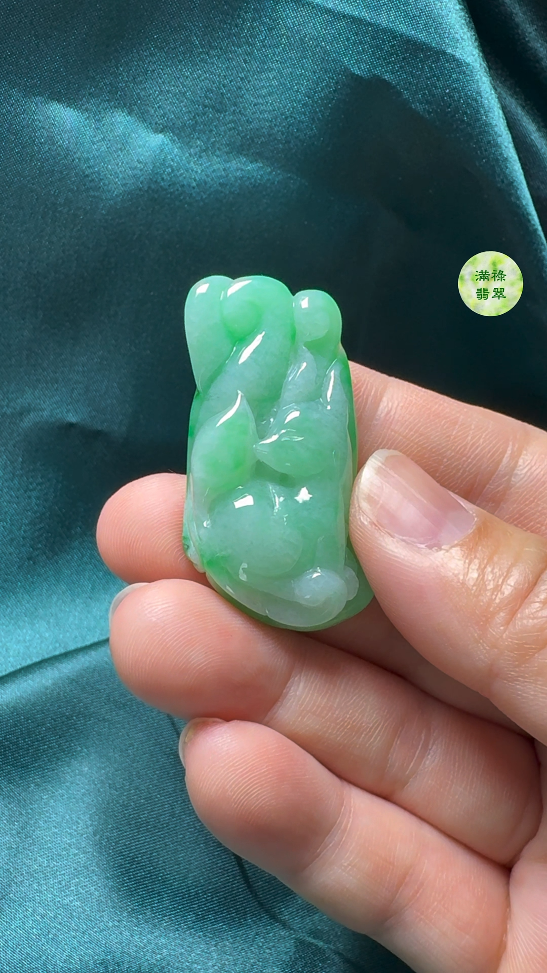 翡翠A貨玉器九尾狐翡翠吊墜 41-20-12mm 4 翡翠A貨玉器九尾狐翡翠吊墜 41-20-12mm - Image 4