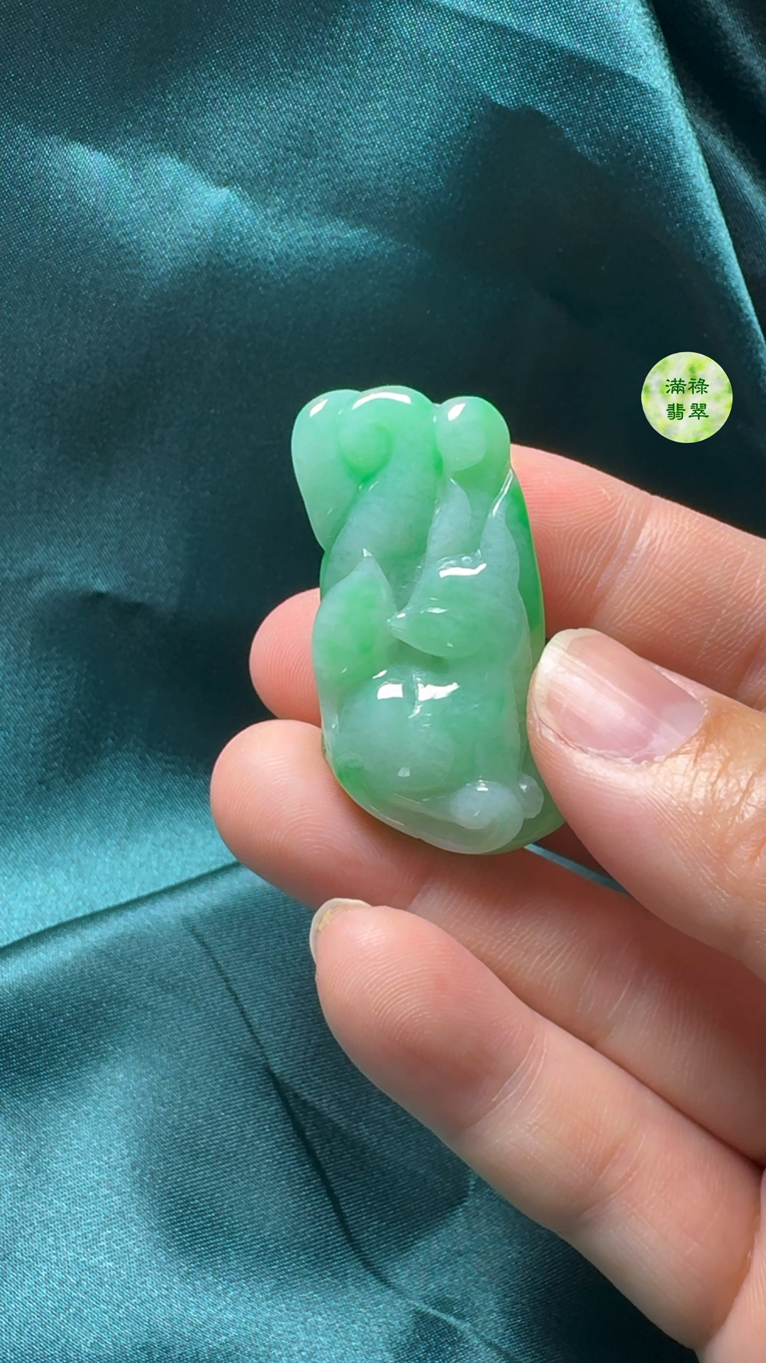 翡翠A貨玉器九尾狐翡翠吊墜 41-20-12mm 8 翡翠A貨玉器九尾狐翡翠吊墜 41-20-12mm - Image 8