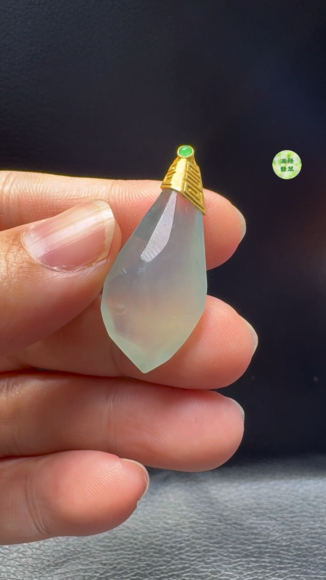 18K翡翠A貨玉器隨形翡翠吊墜 36-16-9.3mm 2 18K翡翠A貨玉器隨形翡翠吊墜 36-16-9.3mm - Image 2