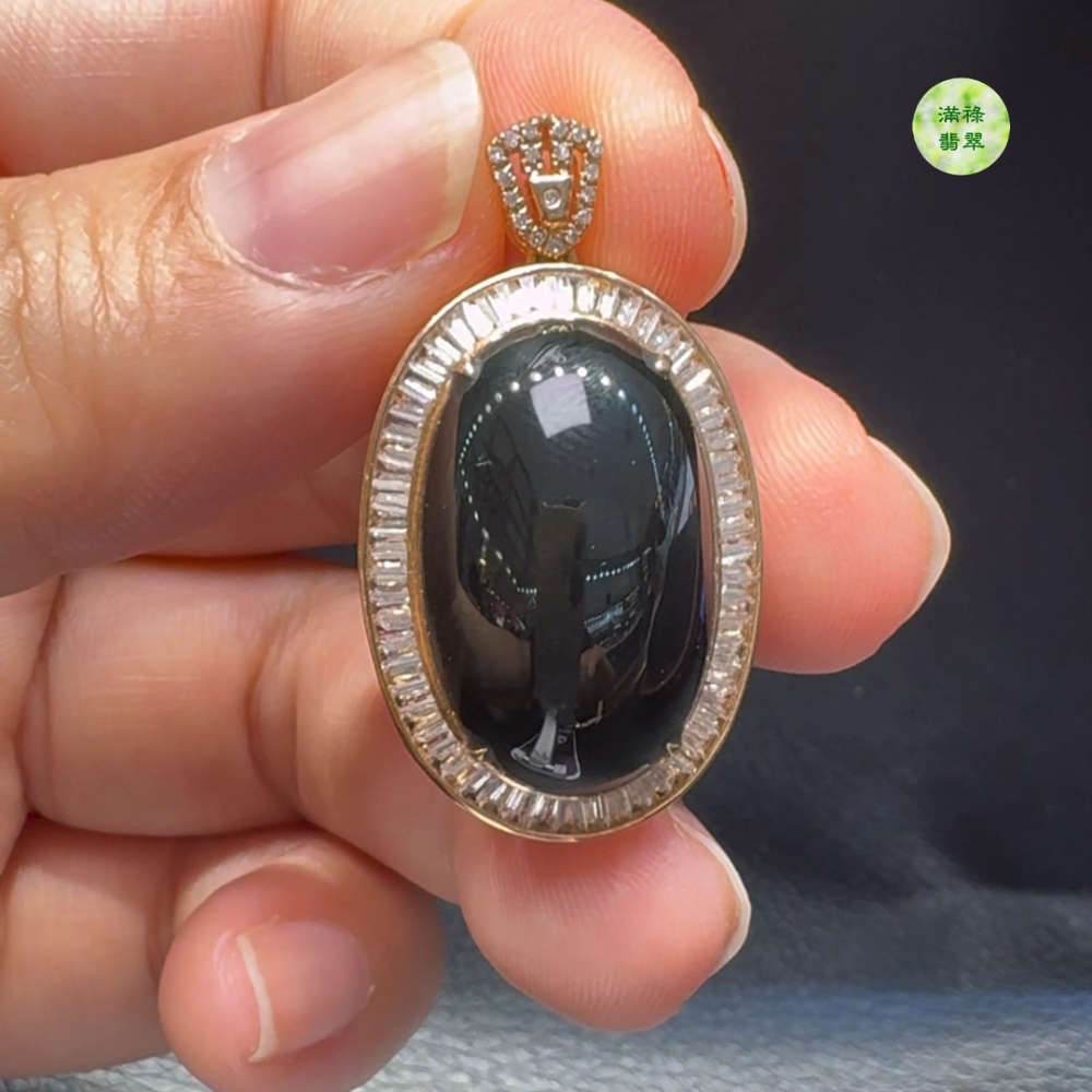 18K翡翠A貨玉器墨翠蛋面翡翠吊墜 整個32-18-11主石21-13-5.3mm