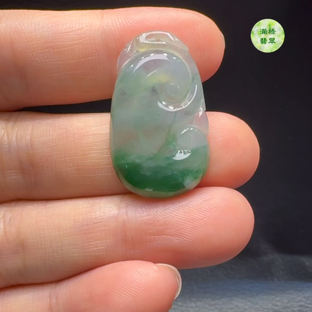 翡翠A貨玉器如意翡翠吊墜 29-17-3.7mm