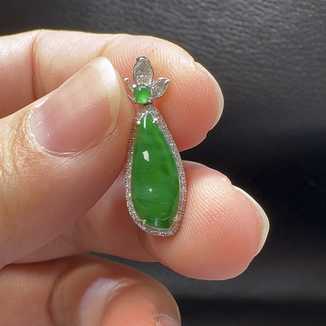 18K翡翠A貨玉器福豆翡翠吊墜 整個25-13-7.8mm 3 18K翡翠A貨玉器福豆翡翠吊墜 整個25-13-7.8mm - Image 3