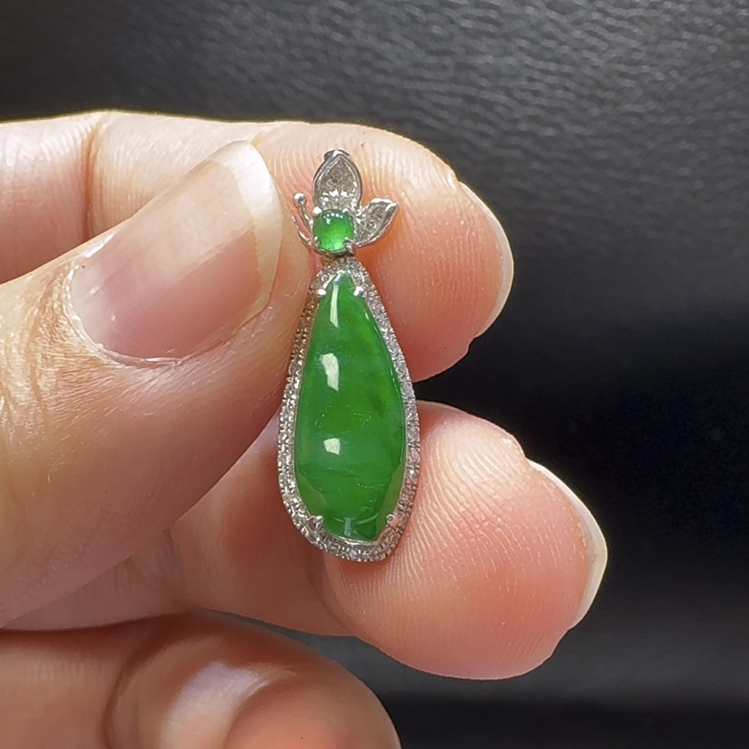 18K翡翠A貨玉器福豆翡翠吊墜 整個25-13-7.8mm 4 18K翡翠A貨玉器福豆翡翠吊墜 整個25-13-7.8mm - Image 4