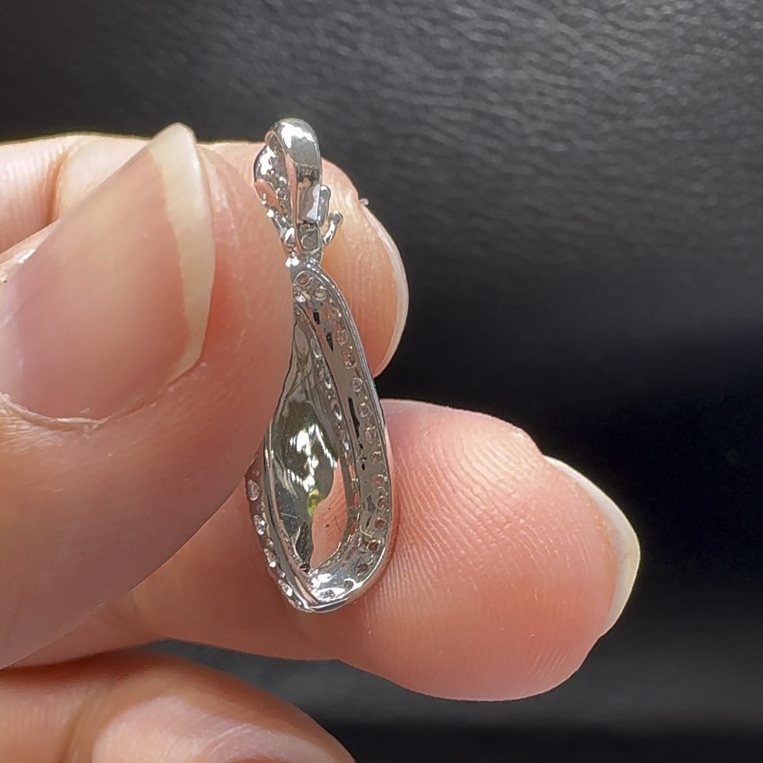 18K翡翠A貨玉器福豆翡翠吊墜 整個25-13-7.8mm 10 18K翡翠A貨玉器福豆翡翠吊墜 整個25-13-7.8mm - Image 10