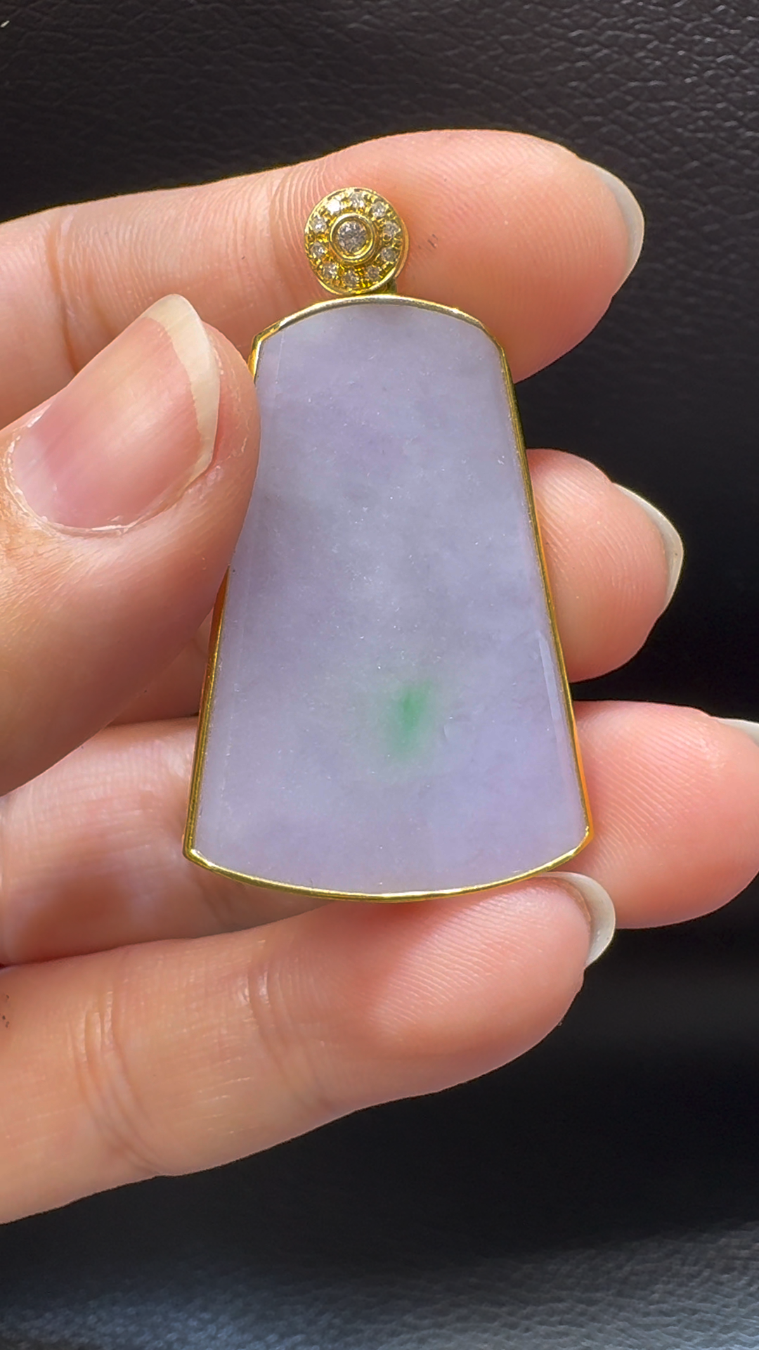 18K翡翠A貨玉器紫羅蘭無事牌翡翠吊墜 整個 41-23-4mm 1 18K翡翠A貨玉器無事牌翡翠吊墜 整個 41-23-4mm