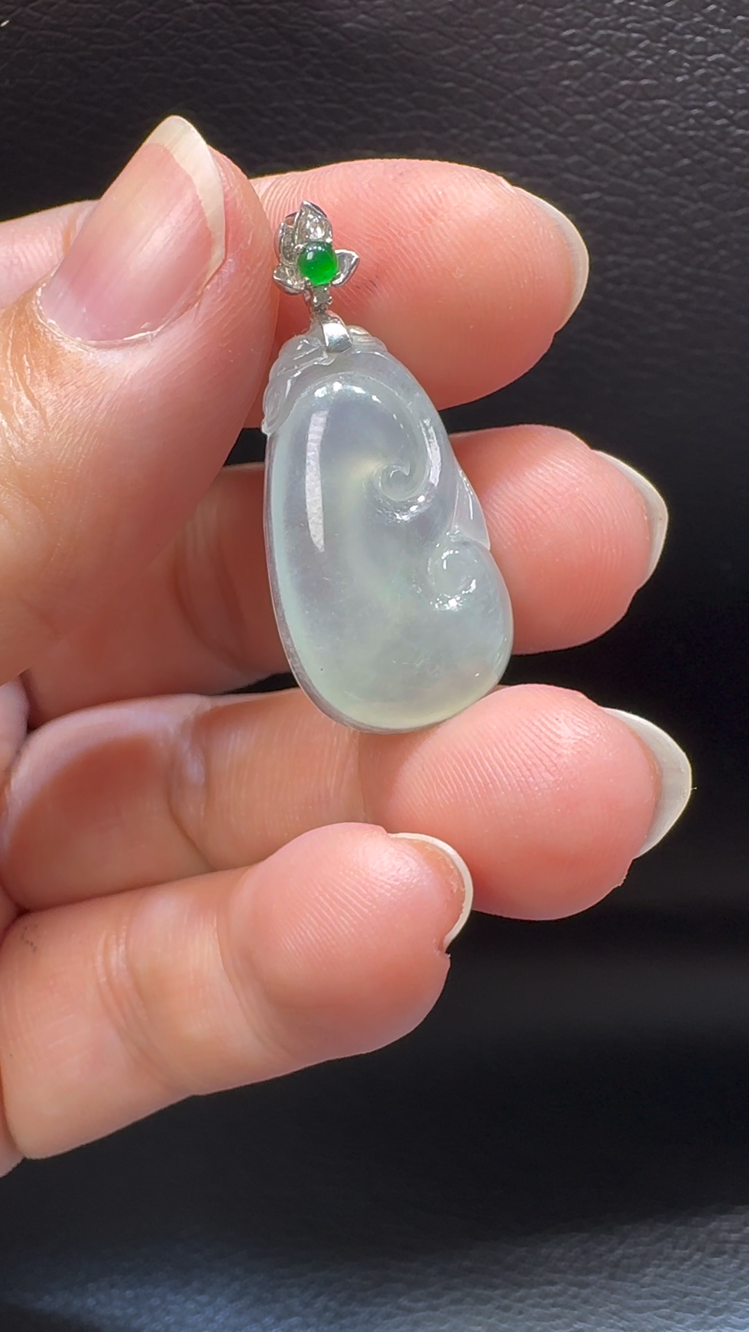 18K翡翠A貨玉器如意翡翠吊墜 整個 32-14-4.6mm 6 18K翡翠A貨玉器如意翡翠吊墜 整個 32-14-4.6mm - Image 6