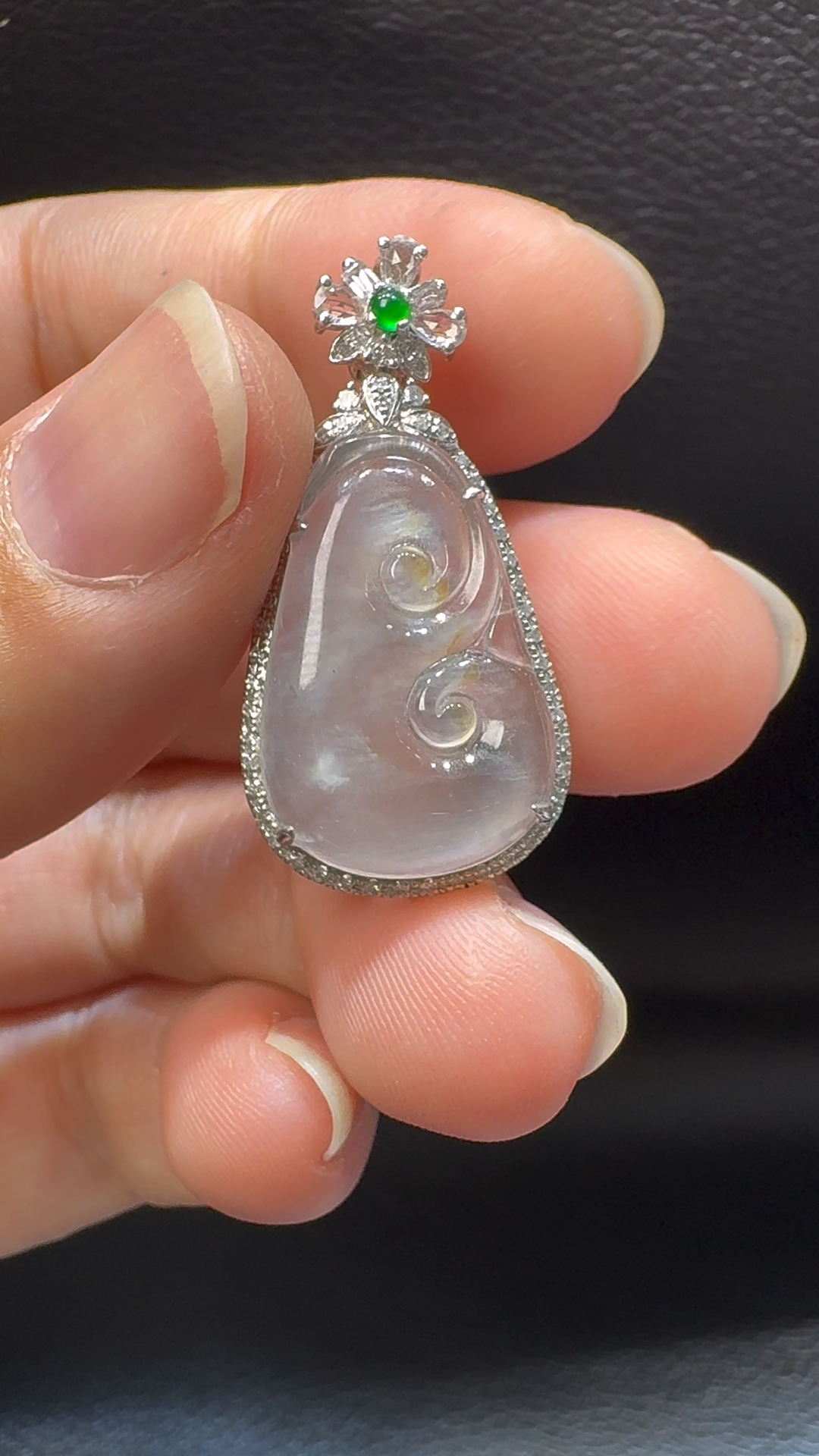 18K翡翠A貨玉器如意翡翠吊墜 整個 31-16-6mm 4 18K翡翠A貨玉器如意翡翠吊墜 整個 31-16-6mm - Image 4