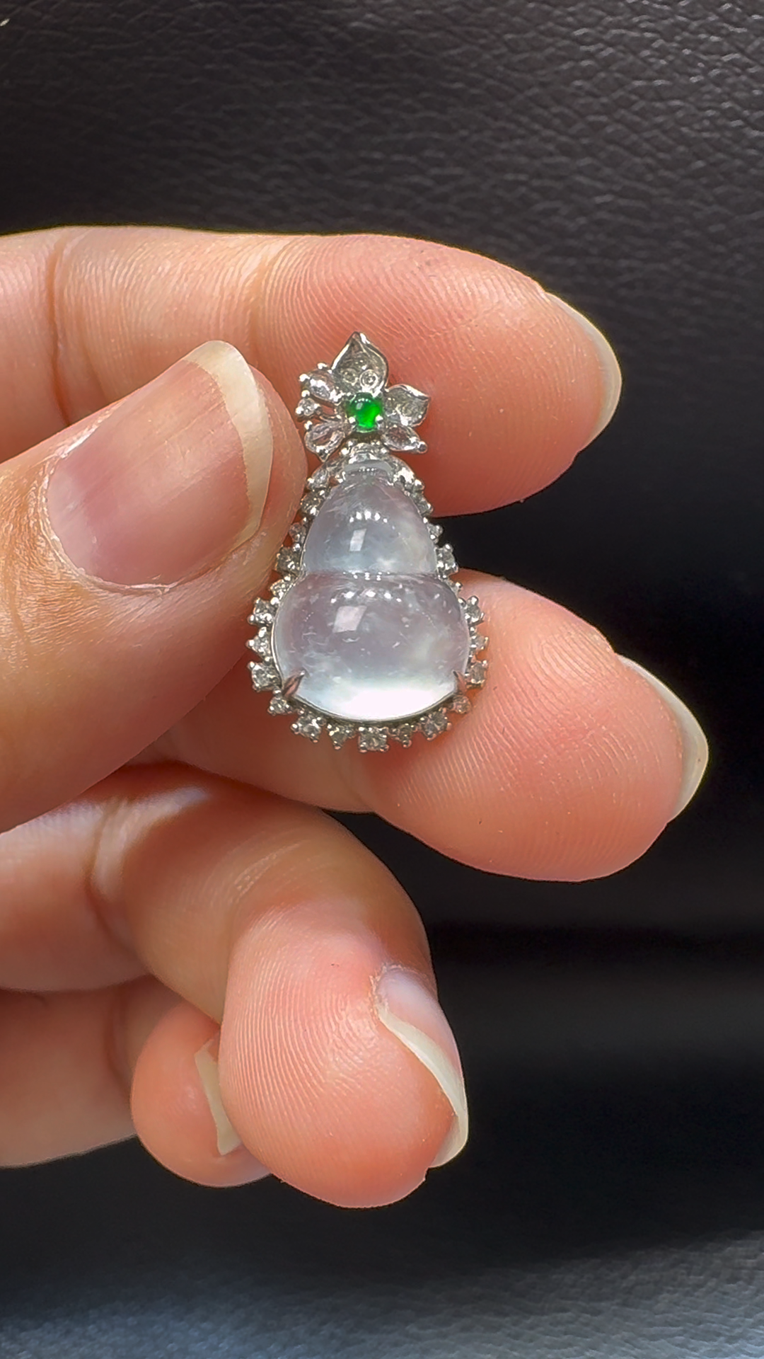 18K翡翠A貨玉器葫蘆翡翠吊墜 整個 22-13-8mm 5 18K翡翠A貨玉器葫蘆翡翠吊墜 整個 22-13-8mm - Image 5