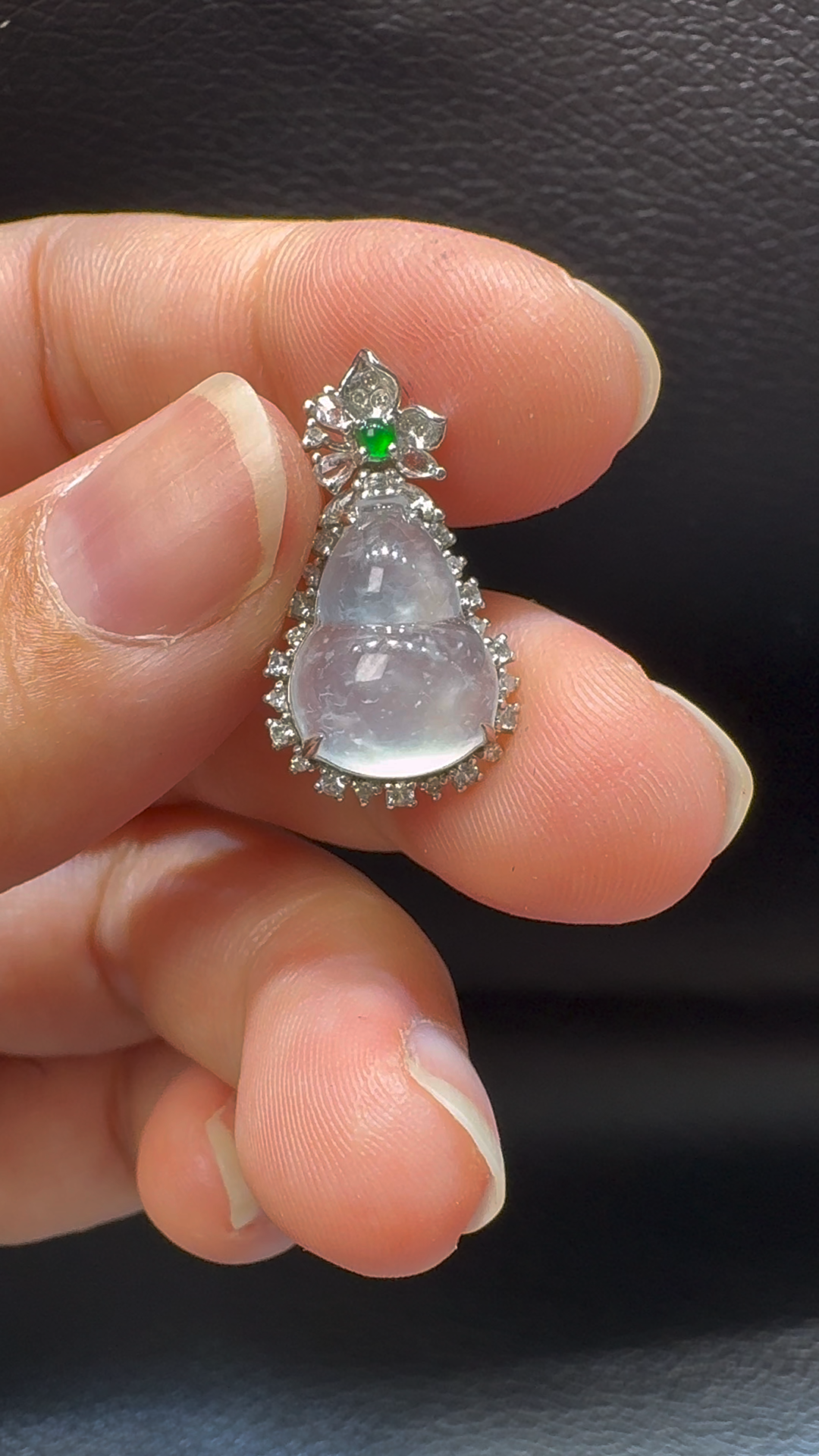 18K翡翠A貨玉器葫蘆翡翠吊墜 整個 22-13-8mm 6 18K翡翠A貨玉器葫蘆翡翠吊墜 整個 22-13-8mm - Image 6