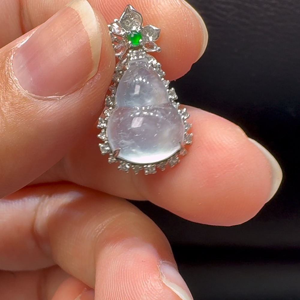 18K翡翠A貨玉器葫蘆翡翠吊墜 整個 22-13-8mm