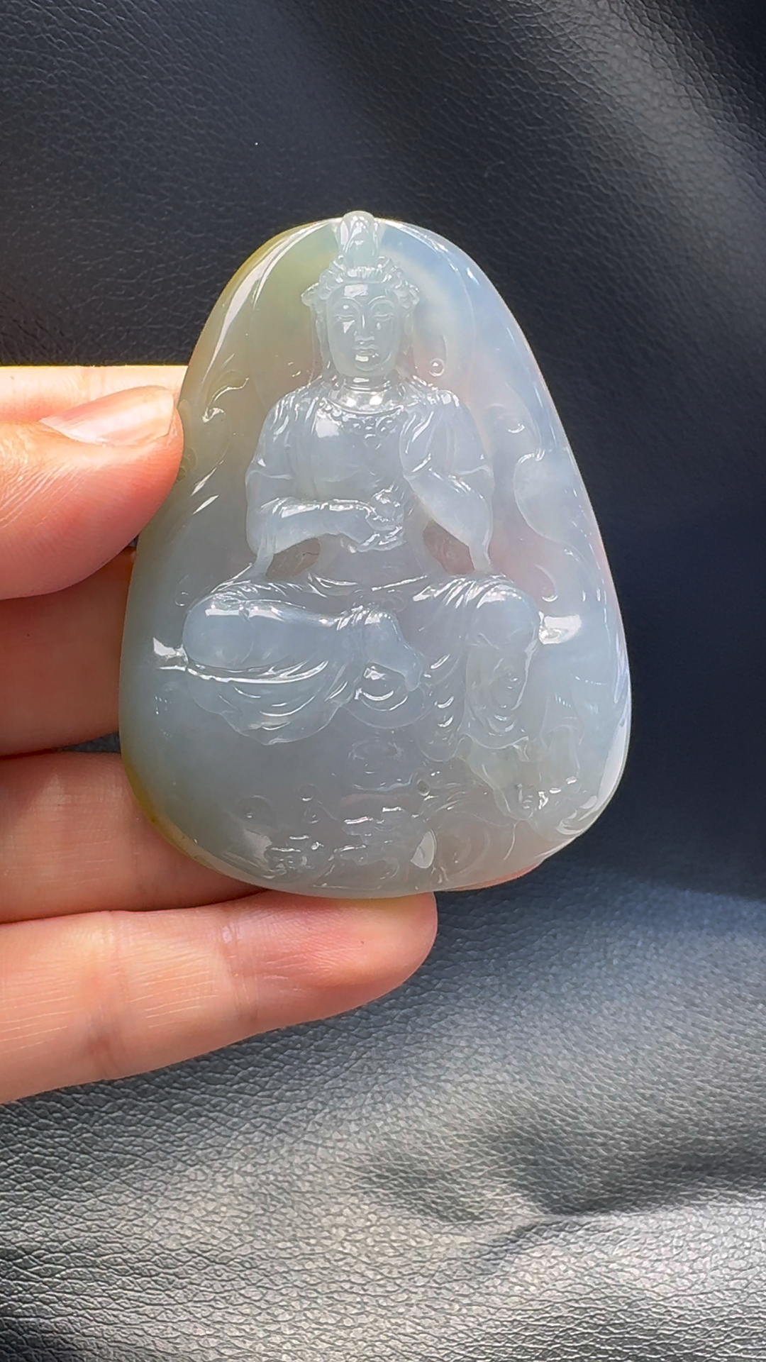 翡翠A貨玉器自在觀音翡翠吊墜 69-51-10mm 4 翡翠A貨玉器自在觀音翡翠吊墜 69-51-10mm - Image 4