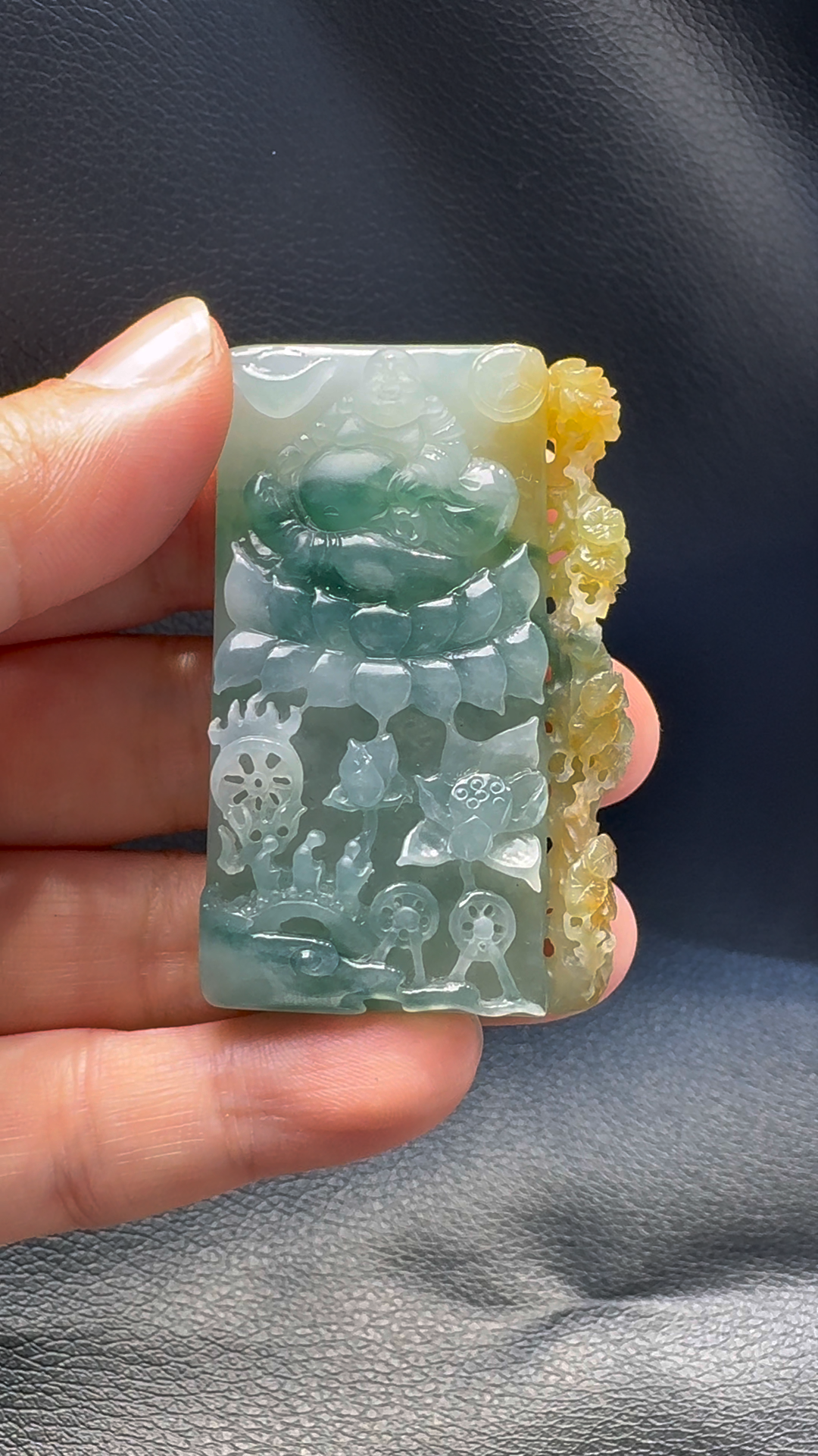 翡翠A貨玉器彌勒佛翡翠吊墜 55-32-12mm 1 翡翠A貨玉器彌勒佛翡翠吊墜 尺寸:55-32-12mm