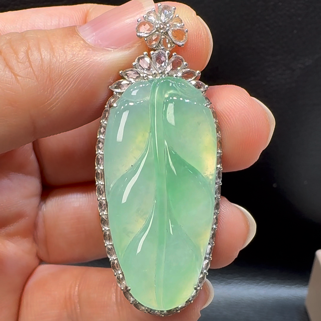 18K翡翠A貨玉器樹葉玉葉翡翠吊墜 整個52-21-8.8mm 2 18K翡翠A貨玉器樹葉玉葉翡翠吊墜 整個52-21-8.8mm - Image 2