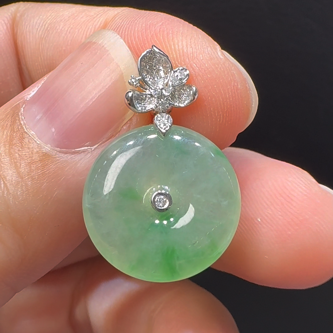 18K翡翠A貨玉器平安扣玉扣翡翠吊墜 整個24-16-4.4mm 1 18K翡翠A貨玉器平安扣玉扣翡翠吊墜 整個24-16-4.4mm