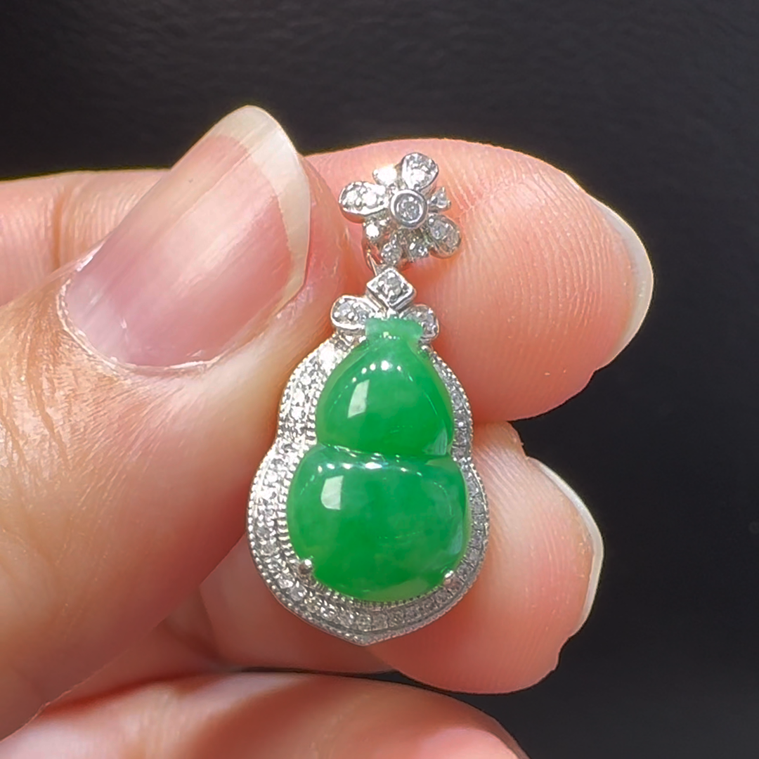 18K翡翠A貨玉器葫蘆翡翠吊墜 整個 23-11-6.8mm 主石12-8.5mm 3 18K翡翠A貨玉器葫蘆翡翠吊墜 整個 23-11-6.8mm 主石12-8.5mm - Image 3