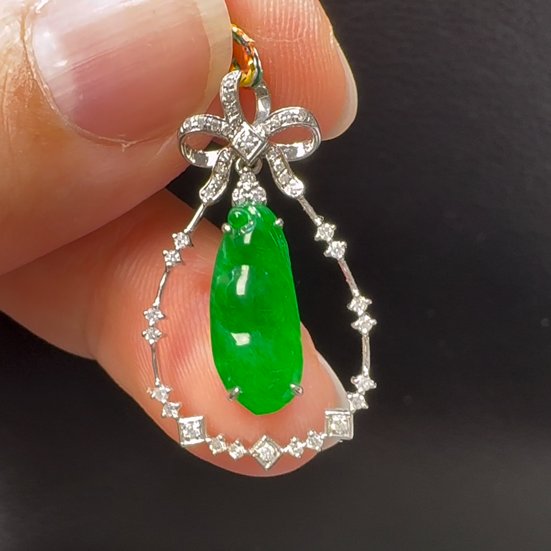 18K翡翠A貨玉器福豆翡翠吊墜 主石14-6mm 1 18K翡翠A貨玉器福豆翡翠吊墜 主石14-6mm