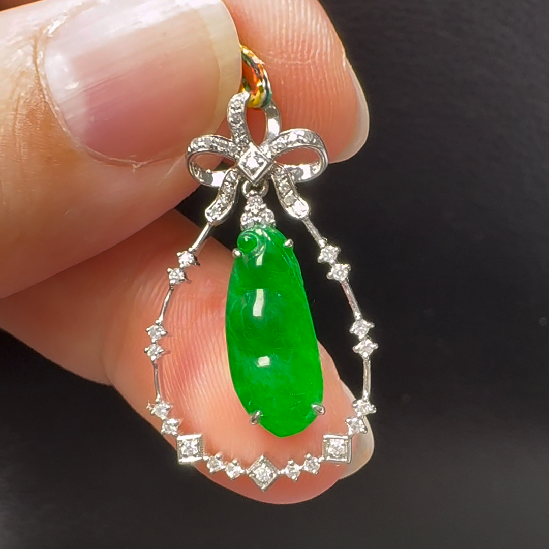 18K翡翠A貨玉器福豆翡翠吊墜 主石14-6mm 2 18K翡翠A貨玉器福豆翡翠吊墜 主石14-6mm - Image 2