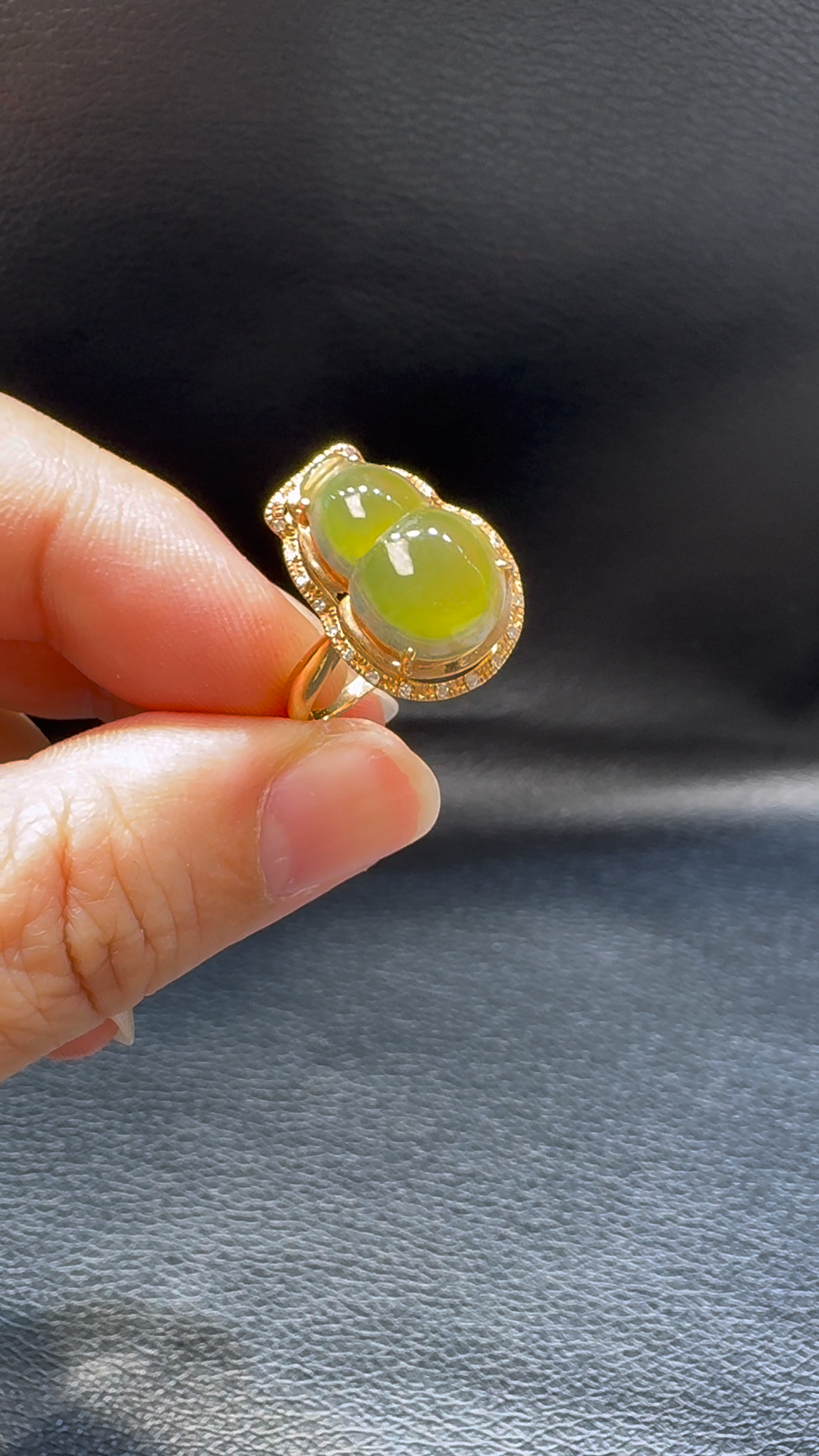 18K翡翠A貨玉器黃翡葫蘆翡翠戒指 主石14-8.6mm 2 18K翡翠A貨玉器黃翡葫蘆翡翠戒指 主石14-8.6mm - Image 2