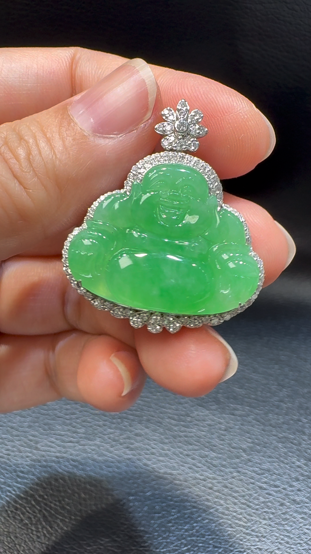 18K翡翠A貨玉器玉佛公彌勒佛翡翠吊墜 35-30-11mm 主石27-21mm 5 18K翡翠A貨玉器玉佛公彌勒佛翡翠吊墜 35-30-11mm 主石27-21mm - Image 5