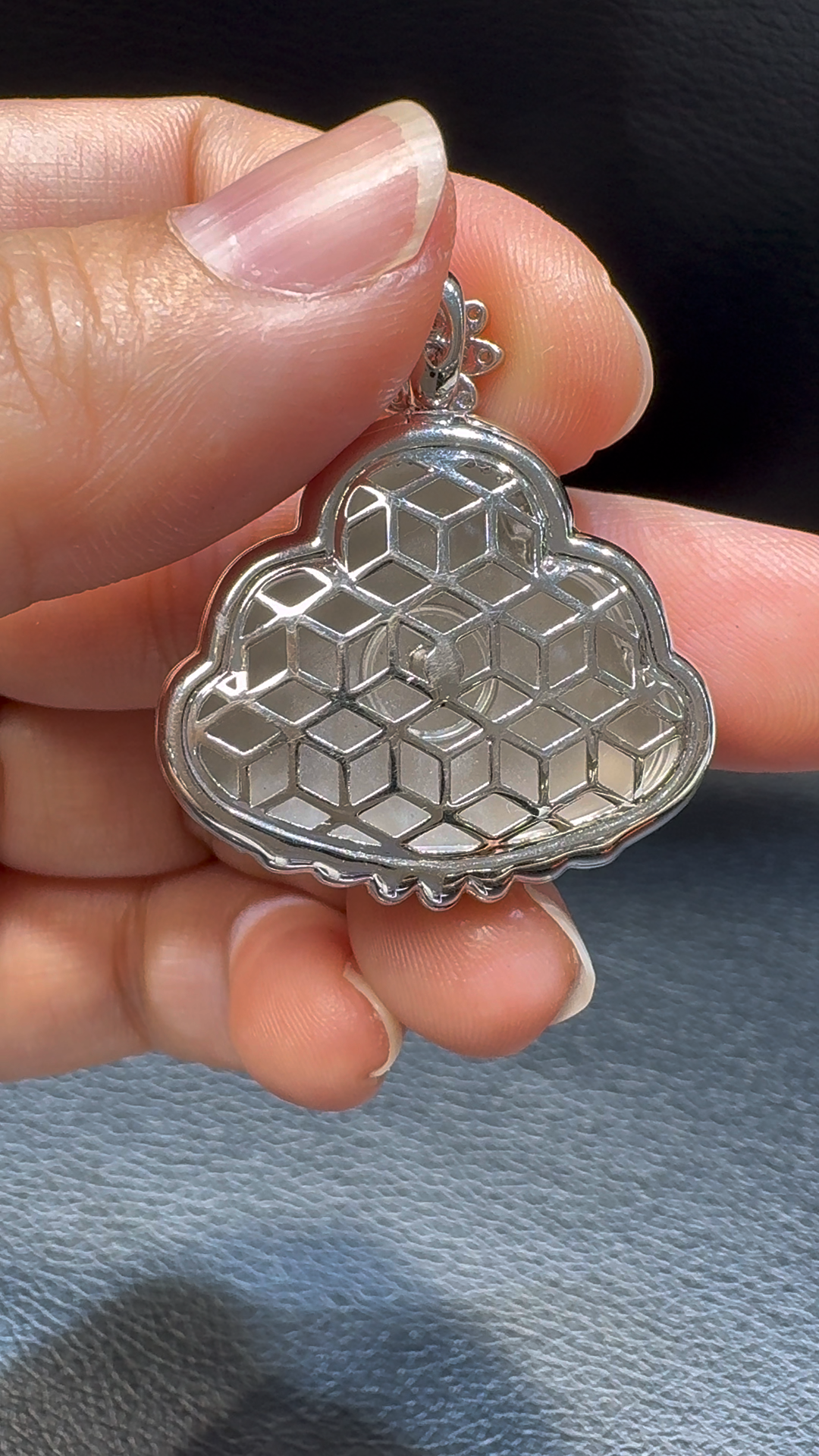 18K翡翠A貨玉器玉佛公彌勒佛翡翠吊墜 35-30-11mm 主石27-21mm 7 18K翡翠A貨玉器玉佛公彌勒佛翡翠吊墜 35-30-11mm 主石27-21mm - Image 7