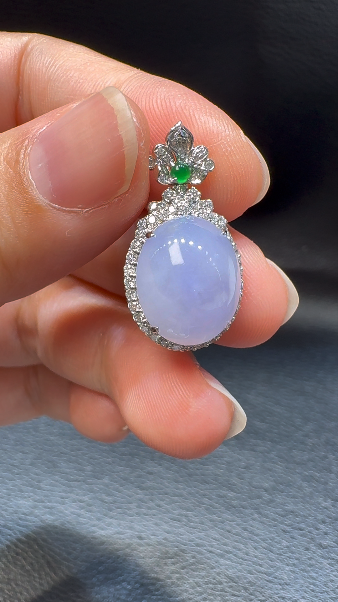 18K翡翠A貨玉器蛋面翡翠吊墜 25-13-10mm 主石14-11-4mm 1 18K翡翠A貨玉器蛋面翡翠吊墜 25-13-10mm 主石14-11-4mm