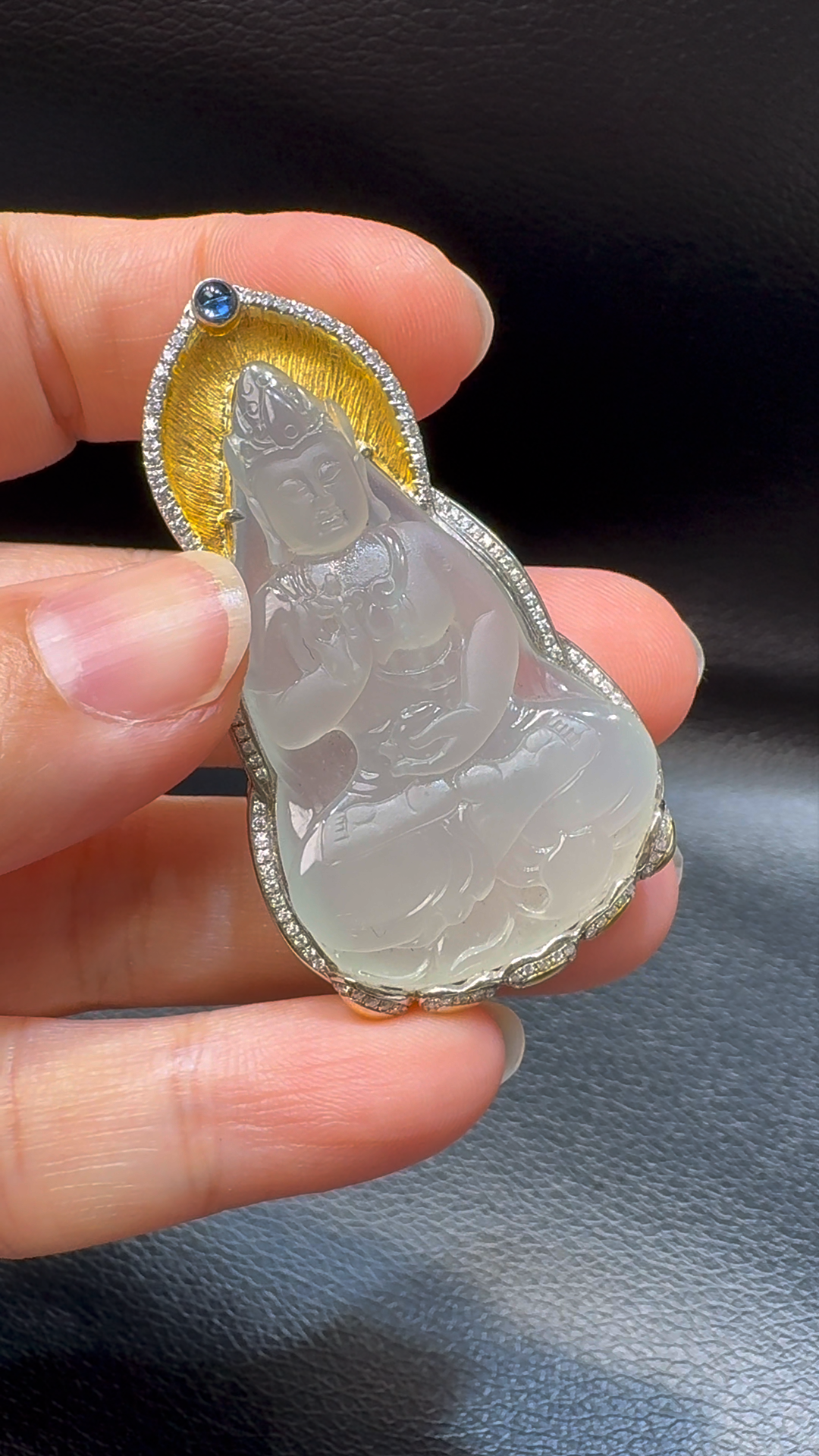 18K翡翠A貨玉器觀音翡翠吊墜 整個 52-30-9mm 3 18K翡翠A貨玉器觀音翡翠吊墜 整個 52-30-9mm - Image 3