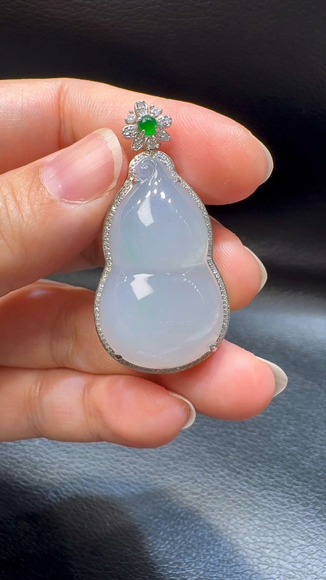 18K翡翠A貨玉器葫蘆翡翠吊墜 整個 45-22-12mm 5 18K翡翠A貨玉器葫蘆翡翠吊墜 整個 45-22-12mm - Image 5