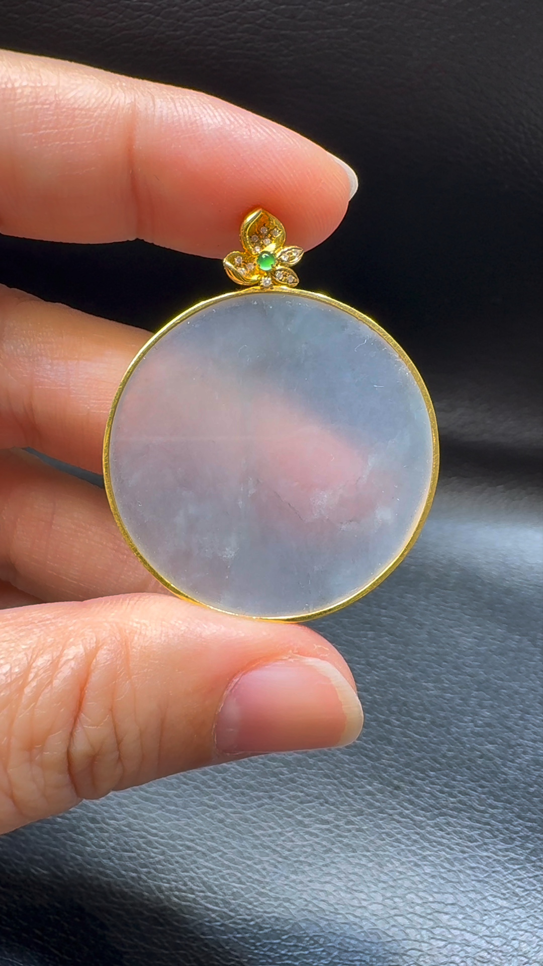 18K翡翠A貨玉器無事牌翡翠吊墜 整個 40-32-3.2mm 1 18K翡翠A貨玉器無事牌翡翠吊墜 整個 40-32-3.2mm