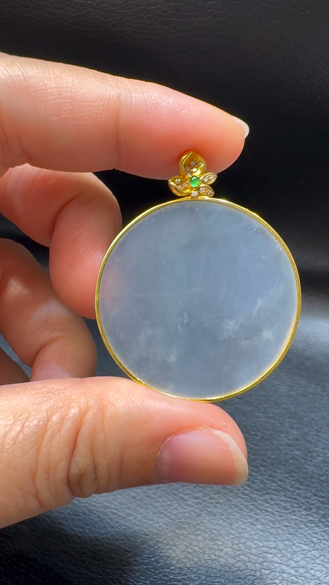 18K翡翠A貨玉器無事牌翡翠吊墜 整個 40-32-3.2mm 4 18K翡翠A貨玉器無事牌翡翠吊墜 整個 40-32-3.2mm - Image 4