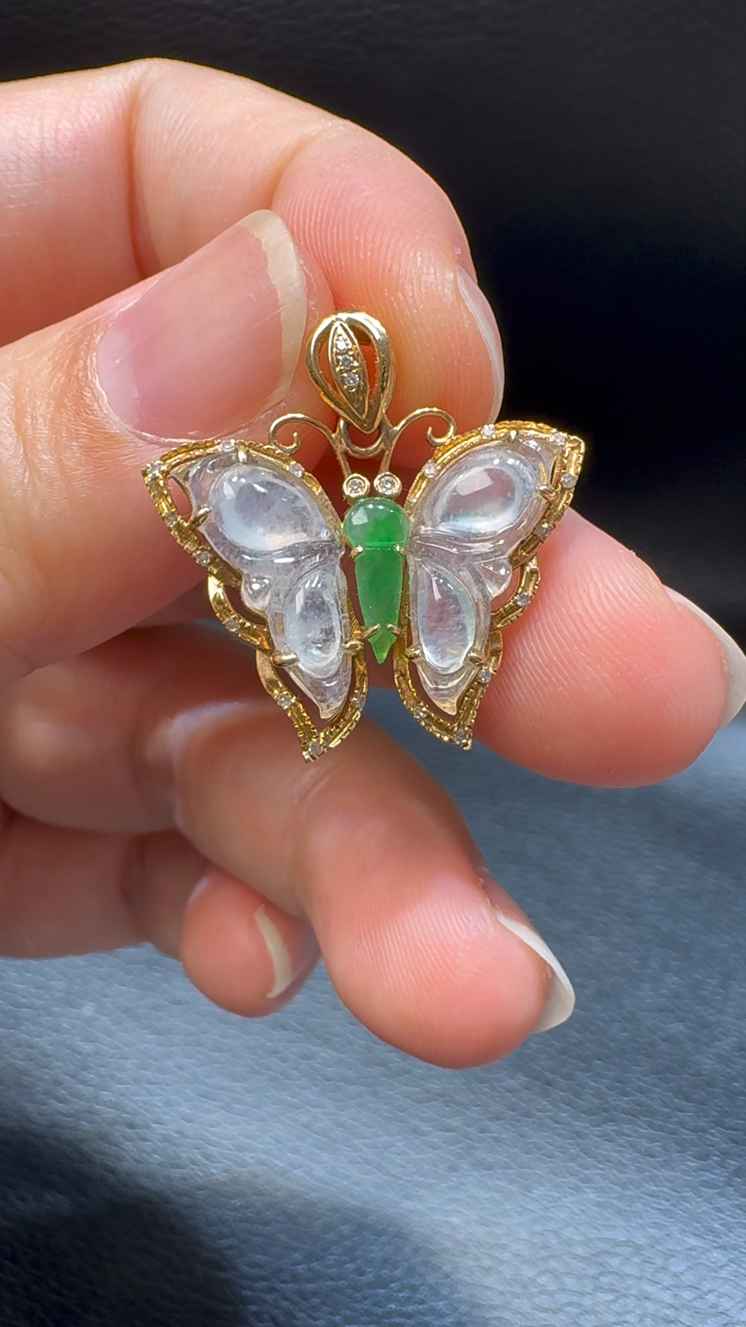 18K翡翠A貨玉器無事牌翡翠吊墜 整個 23-23-6mm 1 18K翡翠A貨玉器無事牌翡翠吊墜 整個 23-23-6mm