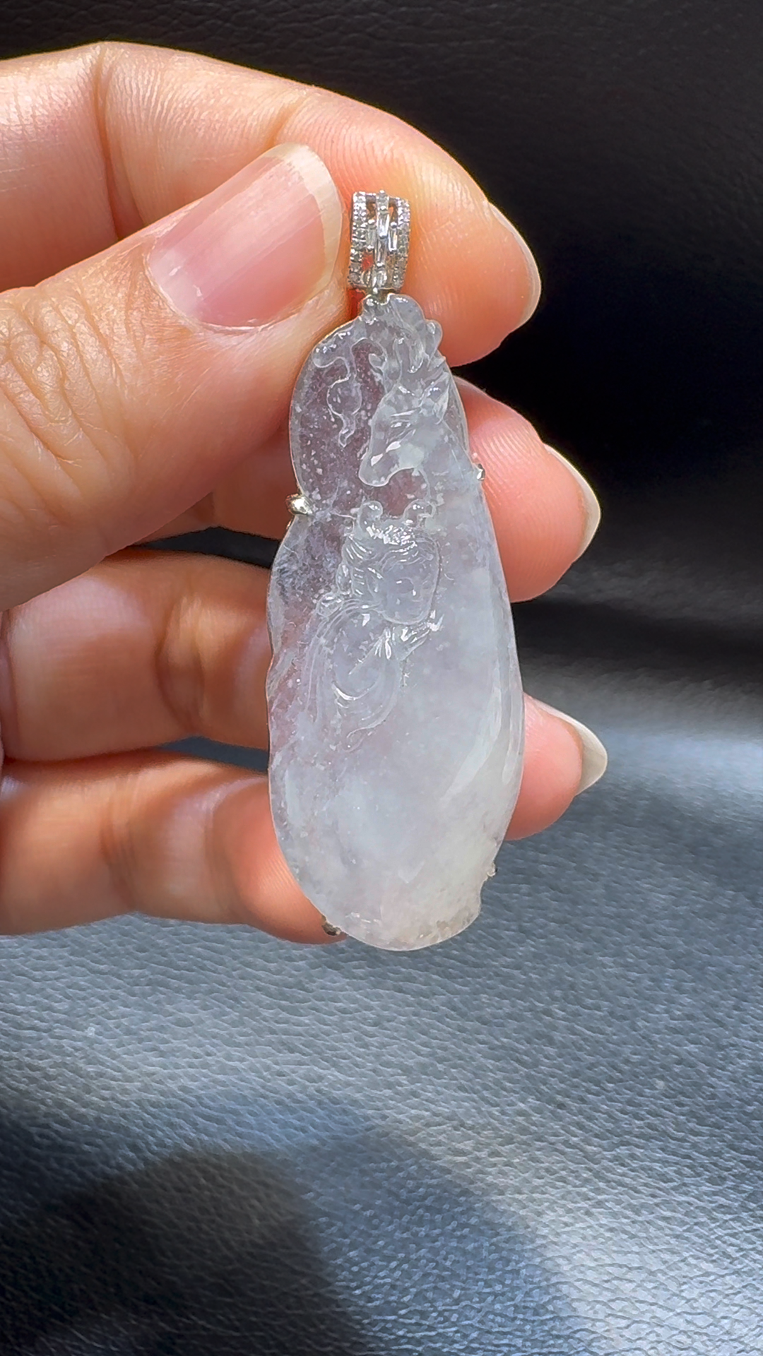 18K翡翠A貨玉器觀音翡翠吊墜 整個52-18-9.4mm 2 18K翡翠A貨玉器觀音翡翠吊墜 整個52-18-9.4mm - Image 2