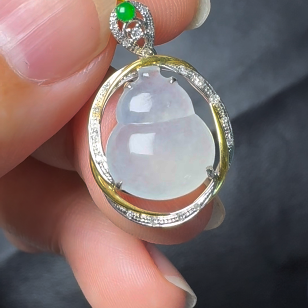 翡翠直播#10-18k白金鑽石葫蘆吊墜