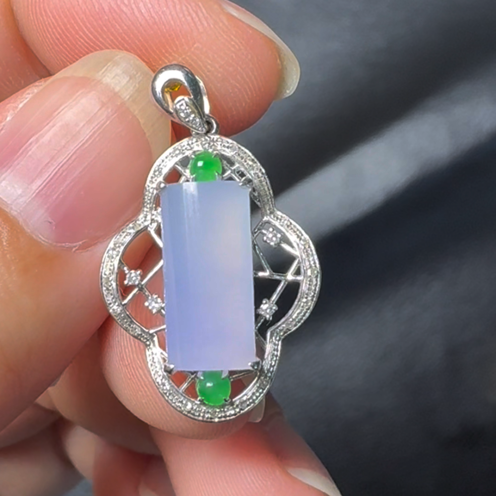 翡翠直播#17-18k白金鑽石紫羅蘭翡翠無事牌吊墜