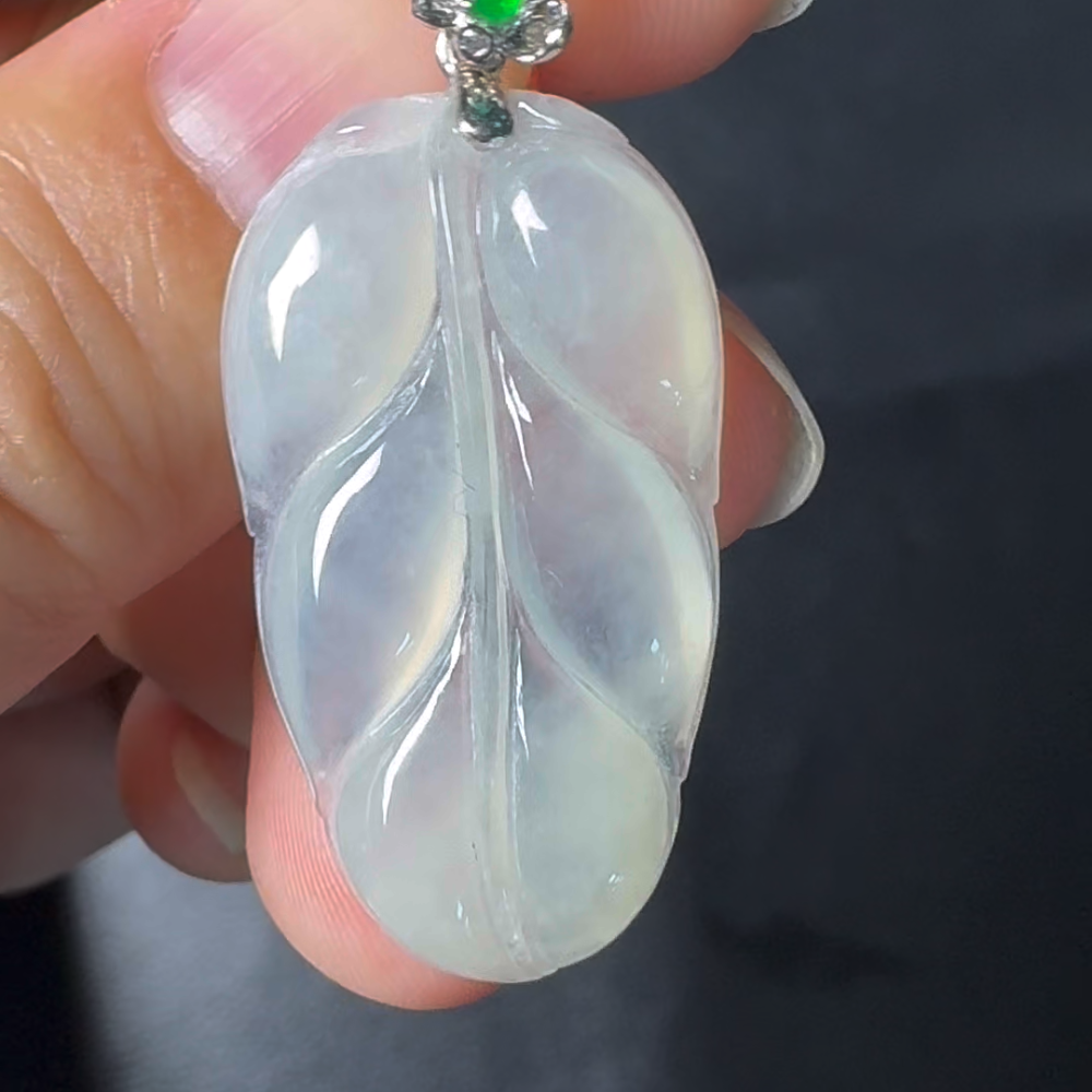 翡翠直播#24-18K白金鑽石翡翠樹葉吊墜