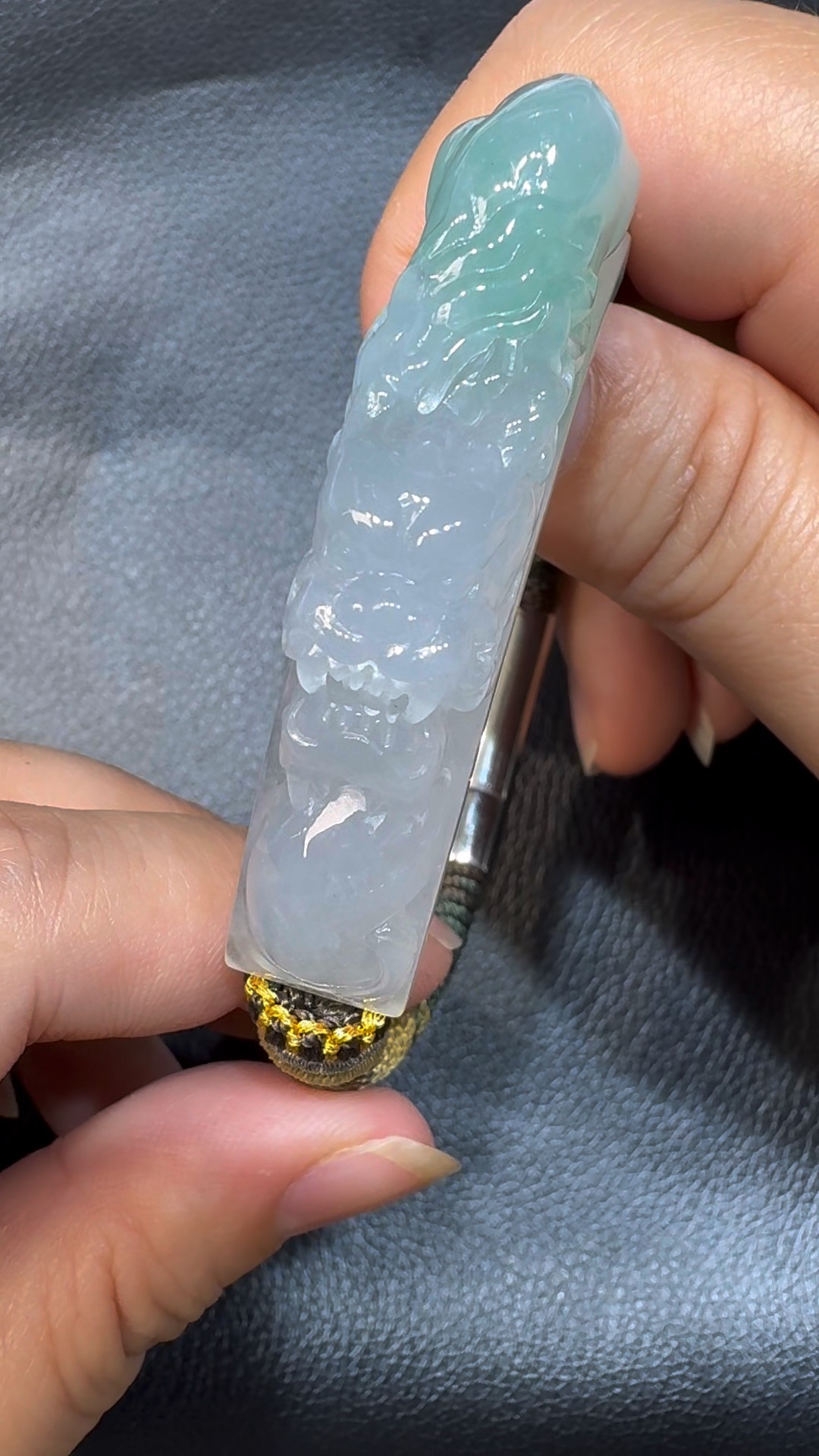 翡翠直播商品#53-翡翠A貨龍勾手牌 2 翡翠直播商品#53-翡翠A貨龍勾手牌 - Image 2