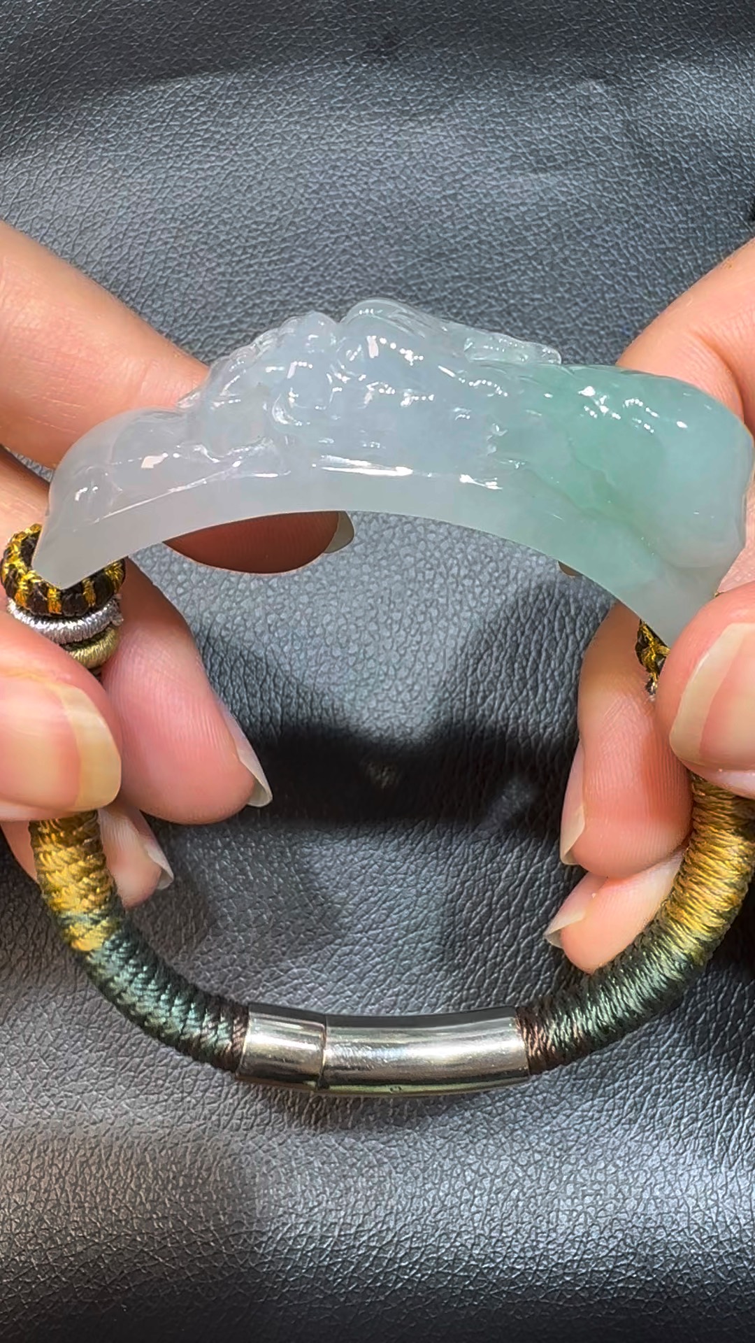 翡翠直播商品#53-翡翠A貨龍勾手牌 4 翡翠直播商品#53-翡翠A貨龍勾手牌 - Image 4