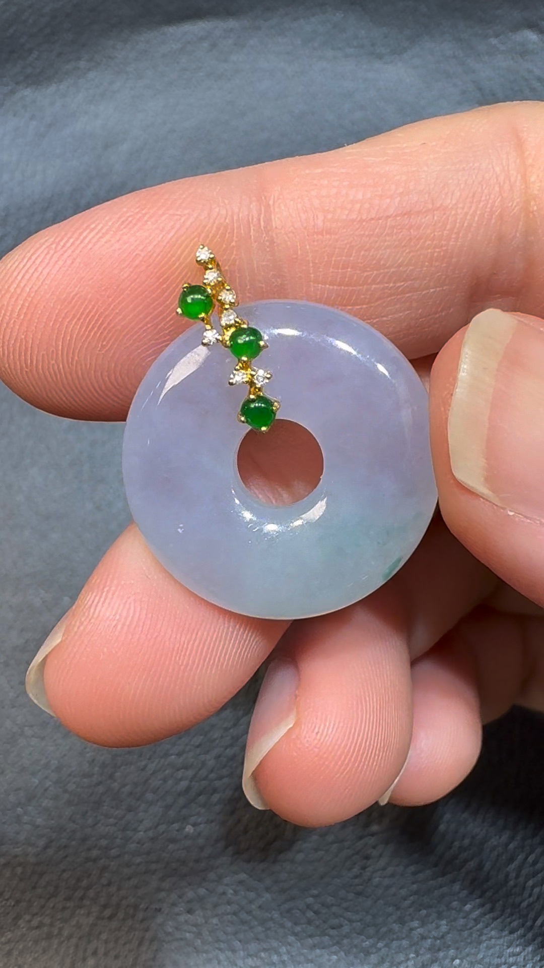 翡翠直播商品#70-18k白金鑽石春彩平安扣平安環 1 翡翠直播商品#70-18k白金鑽石春彩平安扣平安環