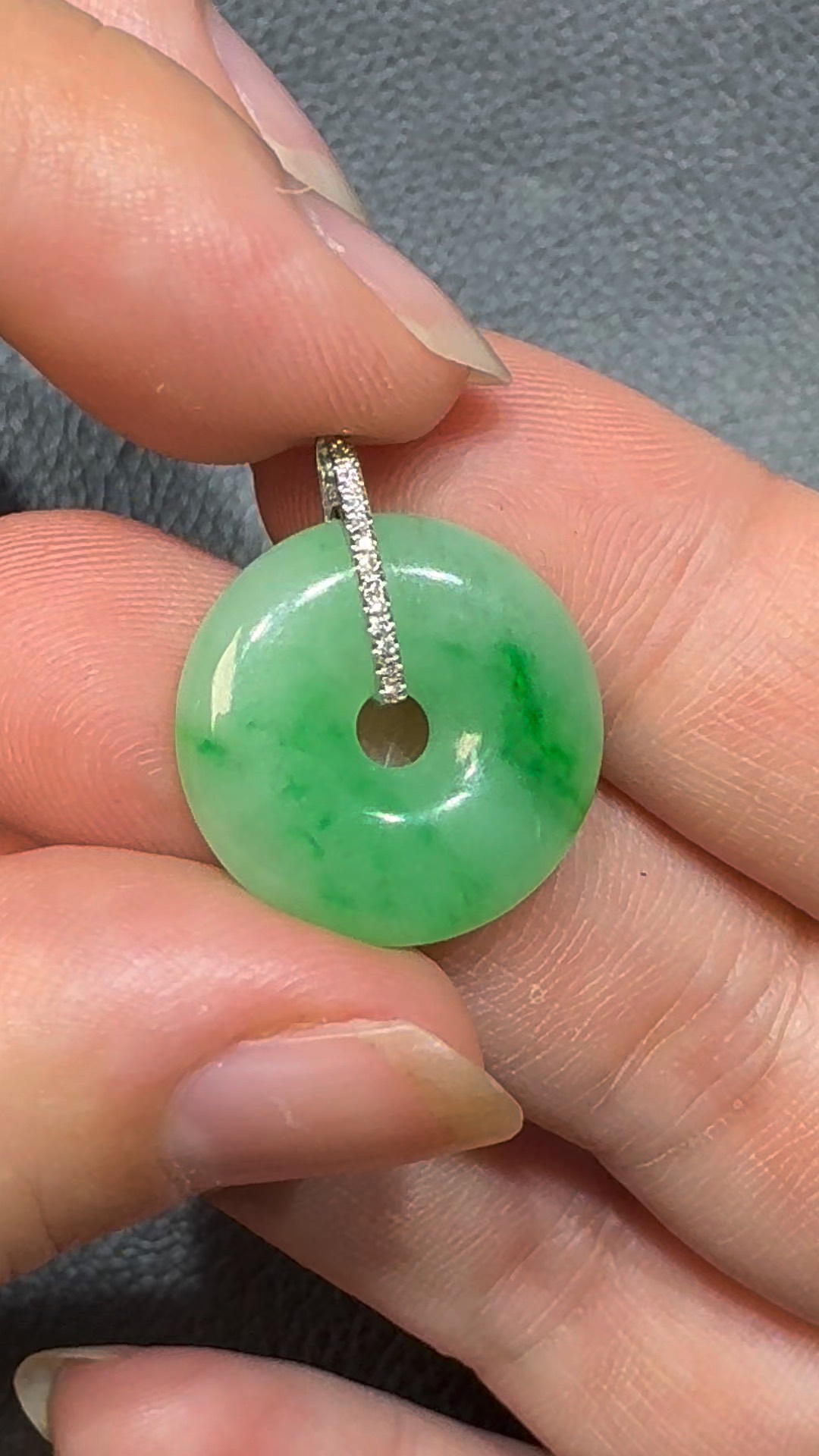 翡翠直播商品#96-18K白金鑽石翡翠平安扣 5 翡翠直播商品#96-18K白金鑽石翡翠平安扣 - Image 5