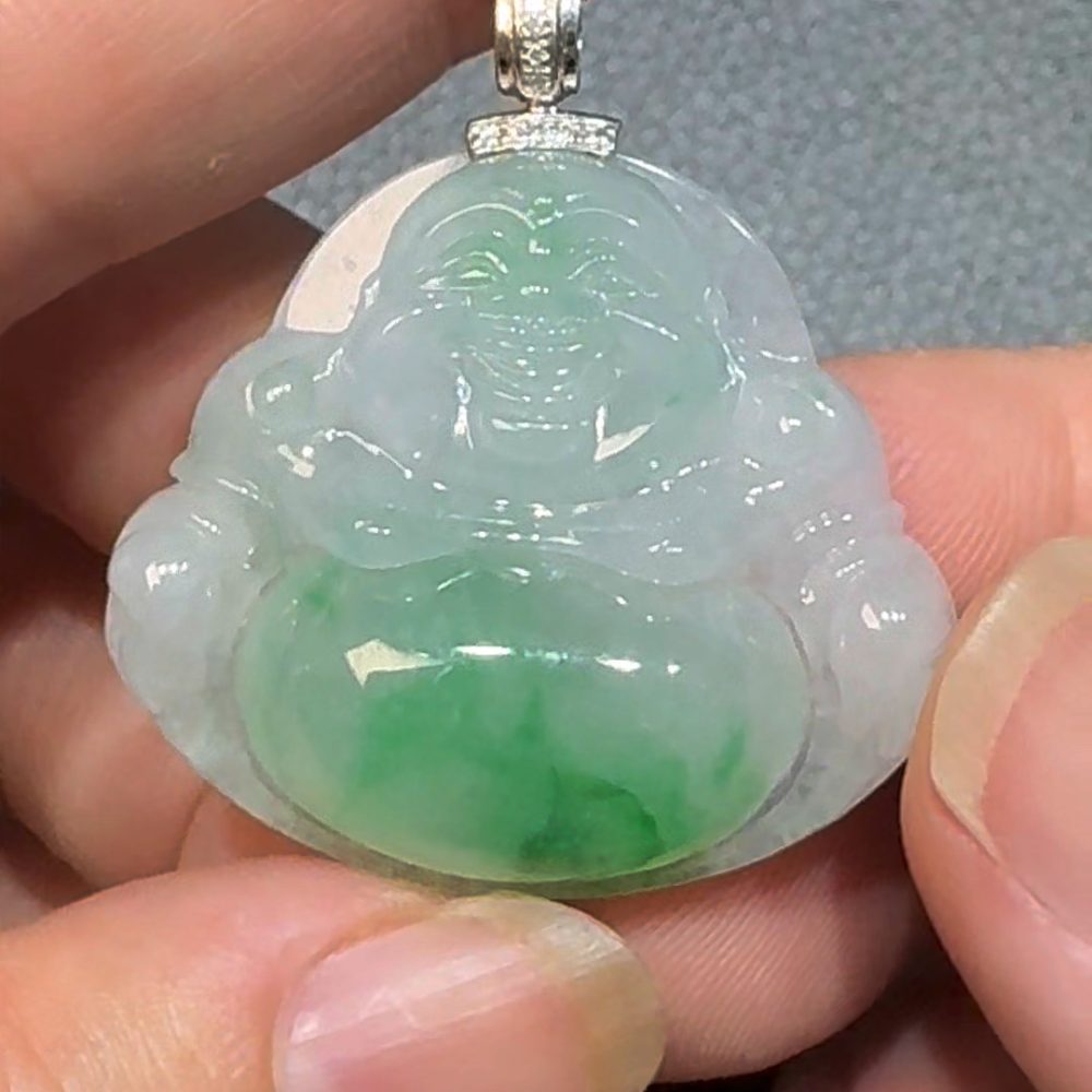 翡翠直播商品#97-18K白金鑽石翡翠佛公吊墜
