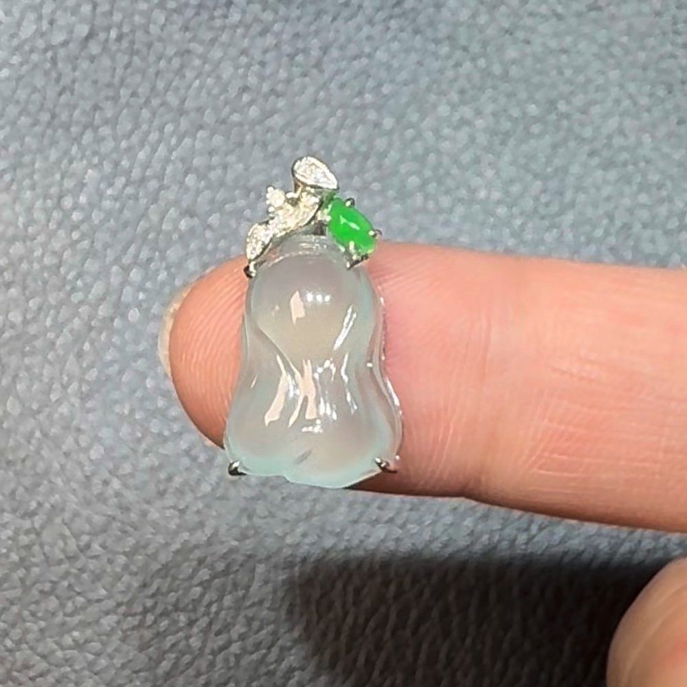 翡翠直播商品#100-18K白金鑽石老坑種翡翠白菜翡翠吊墜