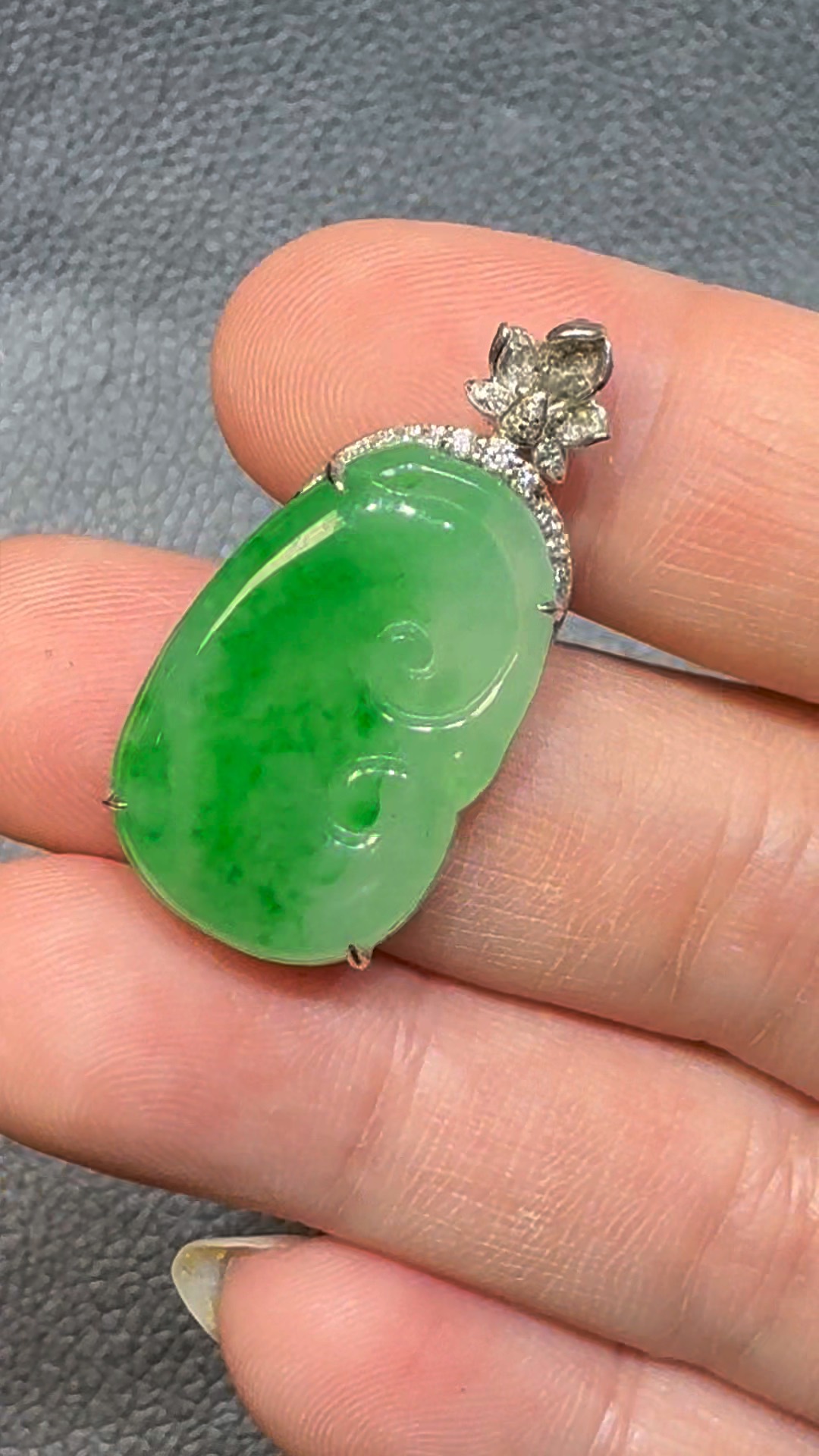 翡翠直播商品#101-18K白金鑽石翡翠如意吊墜 2 翡翠直播商品#101-18K白金鑽石翡翠如意吊墜 - Image 2