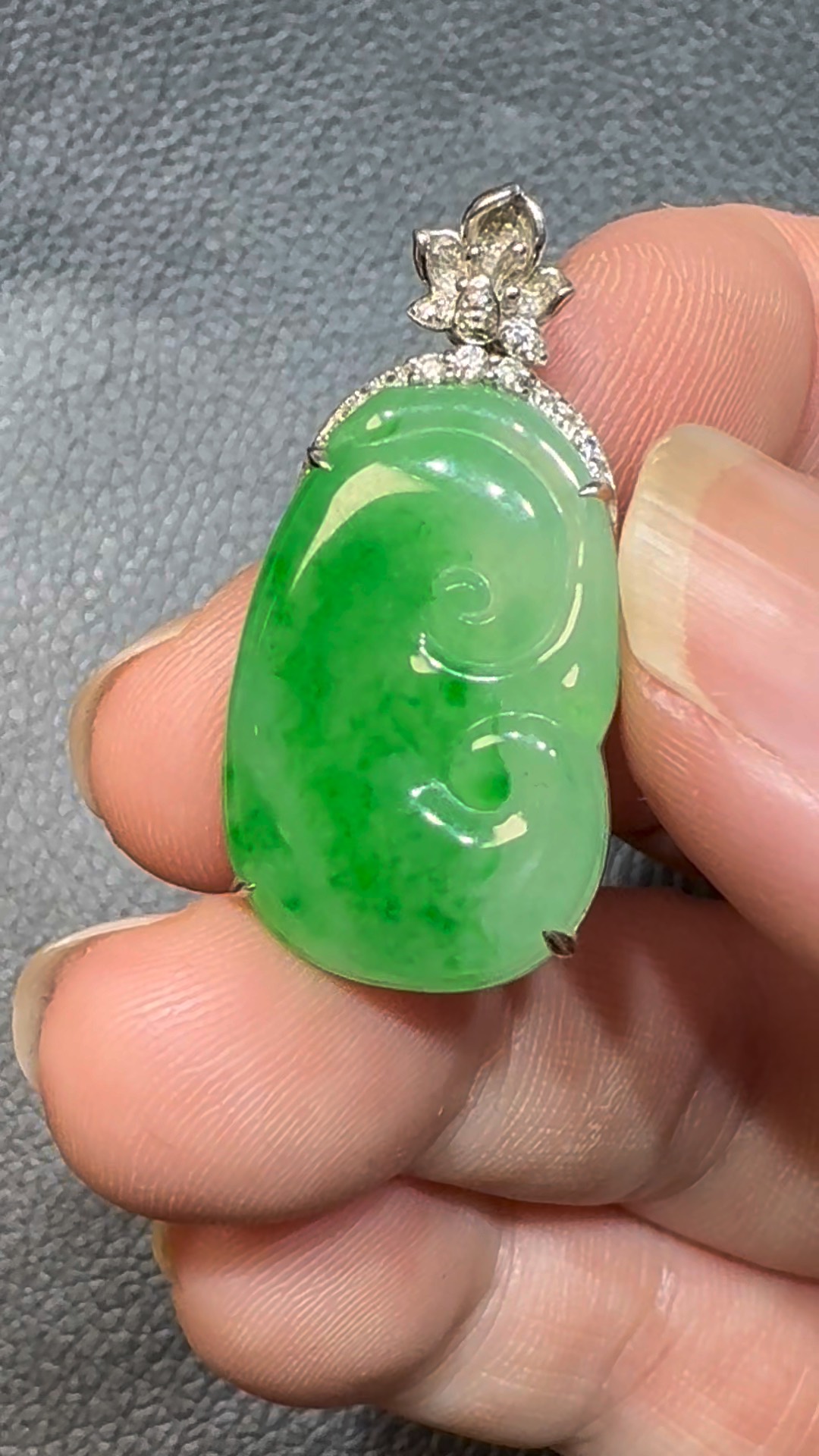 翡翠直播商品#101-18K白金鑽石翡翠如意吊墜 4 翡翠直播商品#101-18K白金鑽石翡翠如意吊墜 - Image 4
