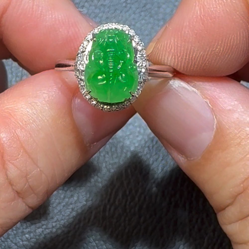翡翠直播商品#102-18K白金鑽石翡翠貔貅戒指