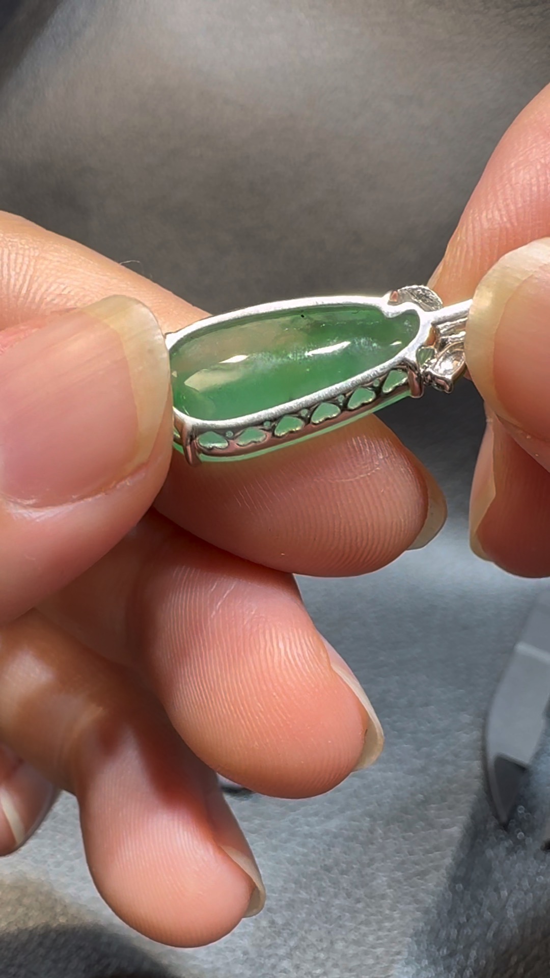 翡翠直播商品#112-18K白金福到福豆吊墜 6 翡翠直播商品#112-18K白金福到福豆吊墜 - Image 6